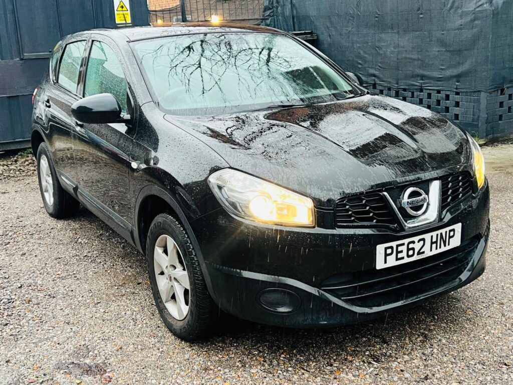 Nissan Qashqai 1.6 Visia 2WD Euro 5 (s/s) 5dr £99 DEPOSIT